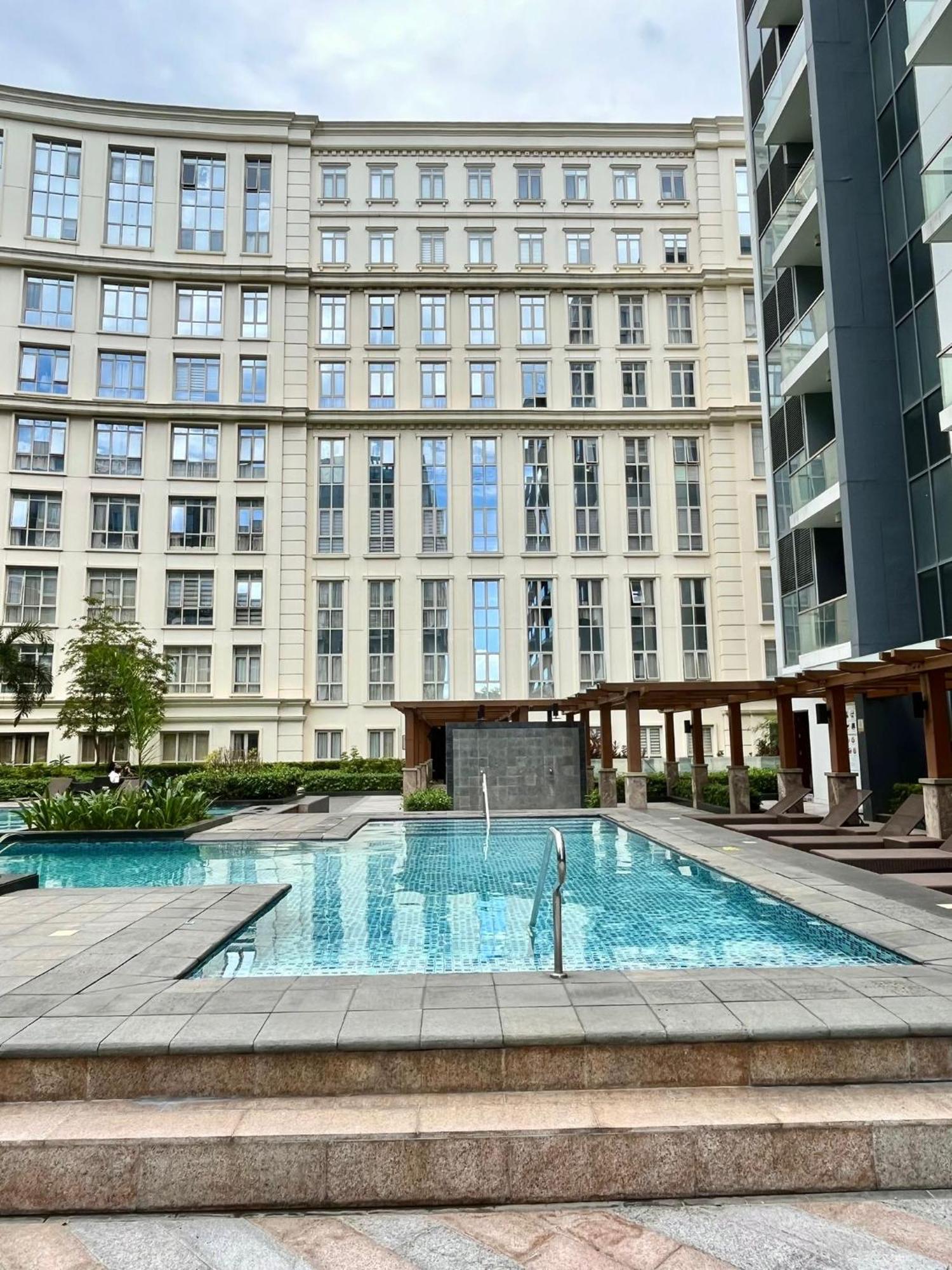 Studio At 81 Newport Boulevard Near Naia With Free Access To All Amenities Up To 2 Pax 마닐라 외부 사진